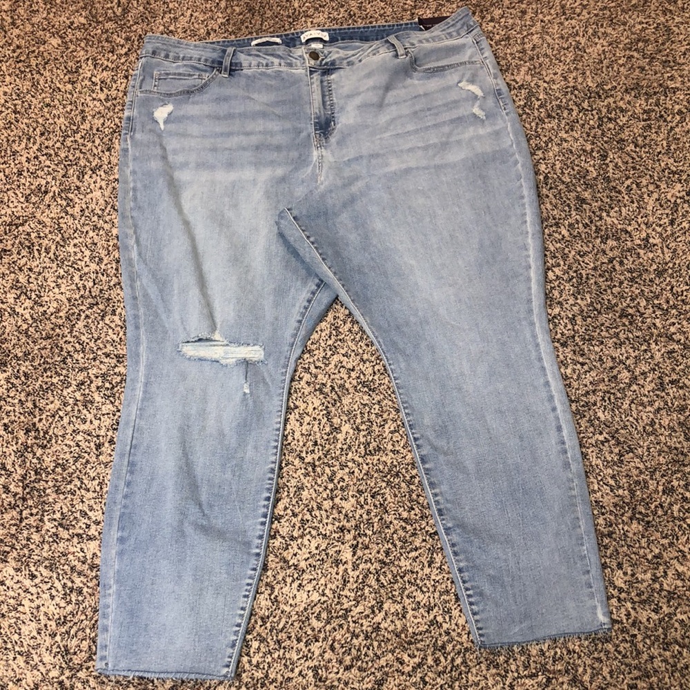AVA & VIV Mid Rise Skinny Raw Hem Factory Distressed Plus Size Jeans  | NWT - Picture 2 of 10